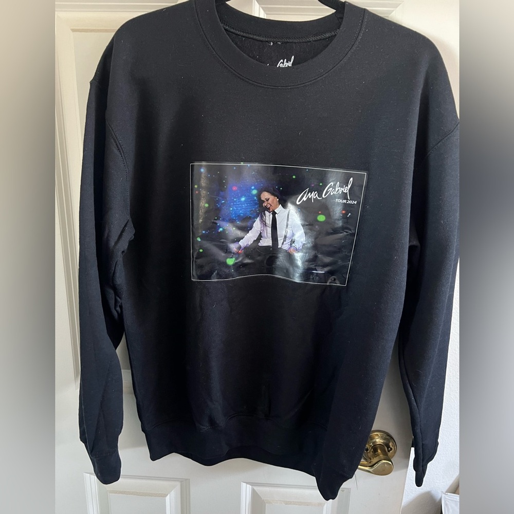 Ana Gabriel Official Concert Sweatshirt 2024